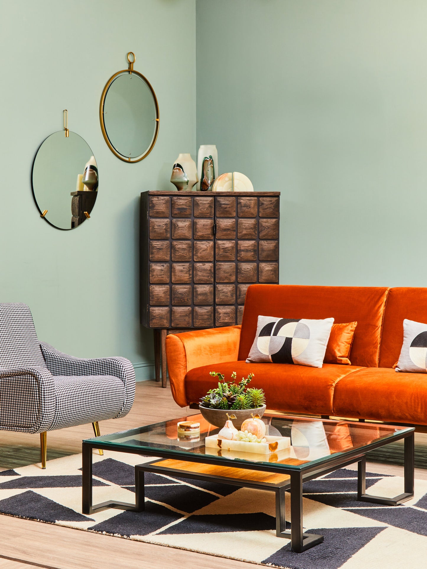 Arabia Luxe Gold Wall Mirror with Ring