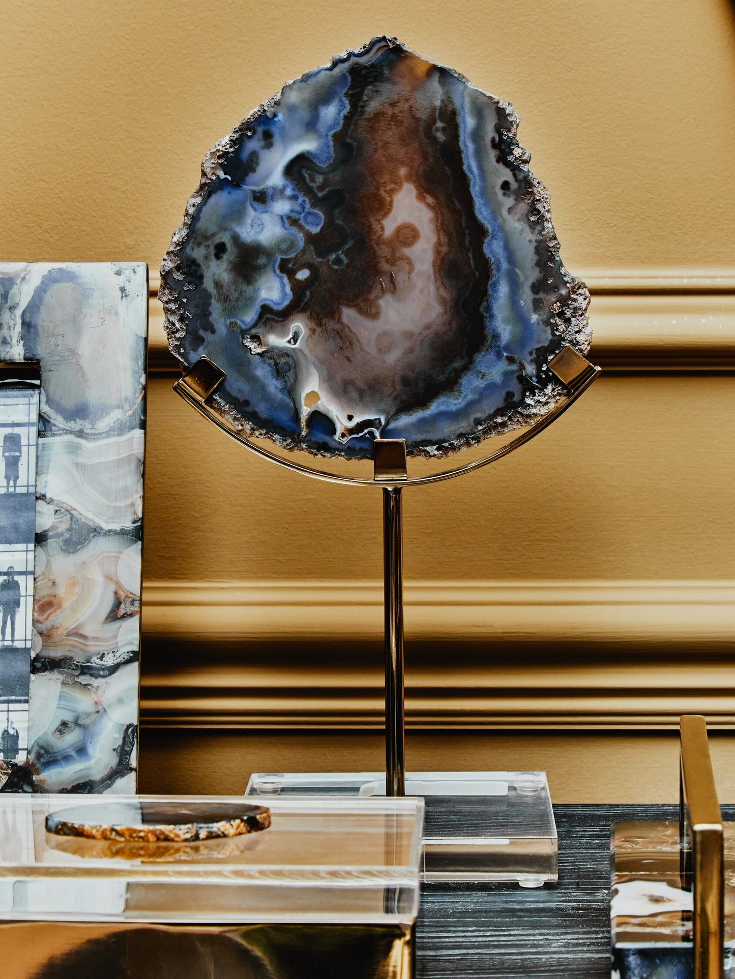 Luxe Decor Black Gold Agate Modern Sculpture
