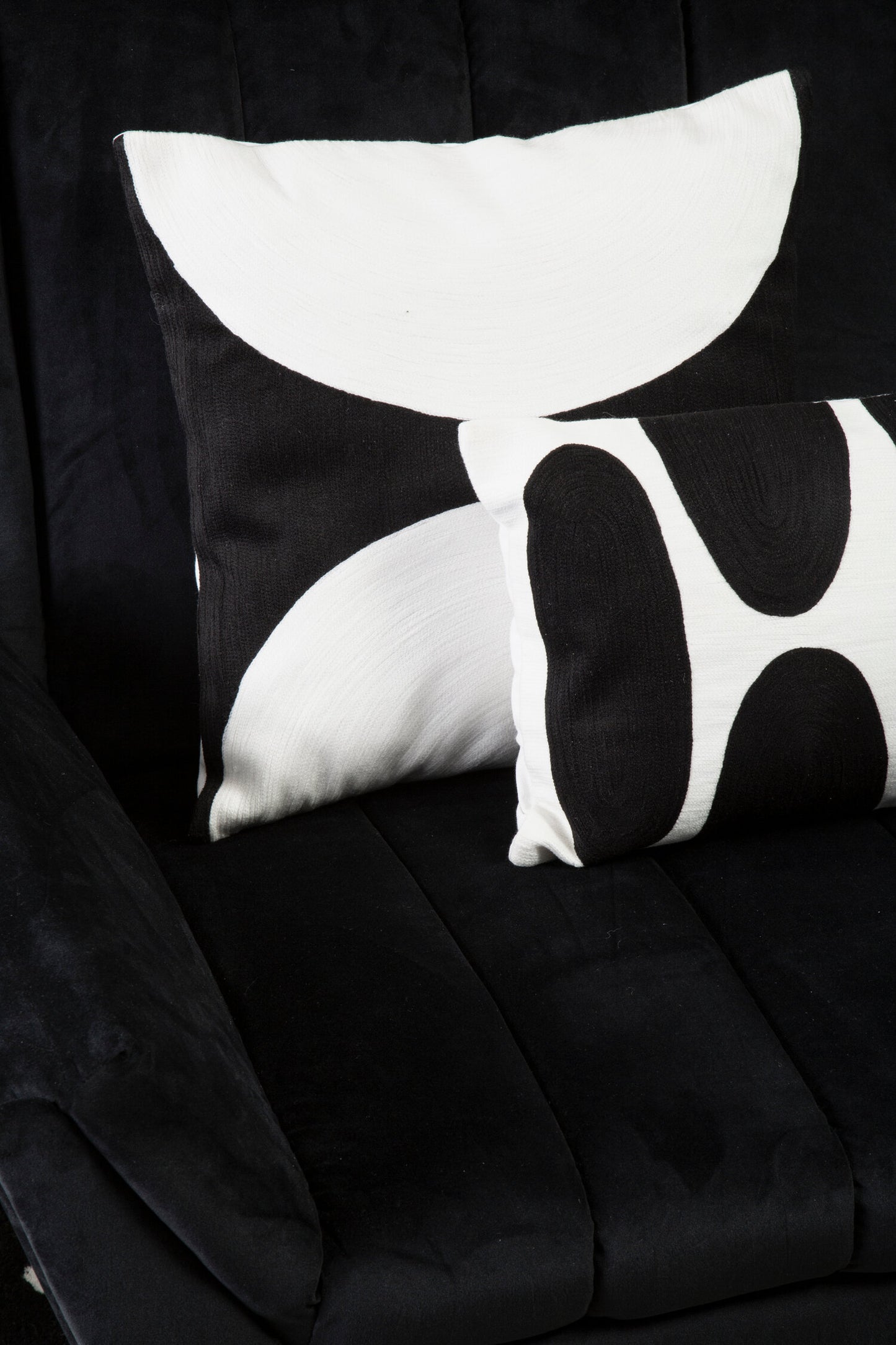 Nomad Ozella Black and White Semicircle Cushion