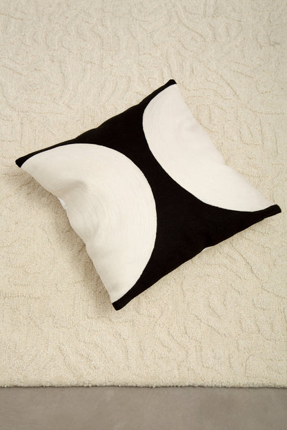 Nomad Ozella Black and White Semicircle Cushion