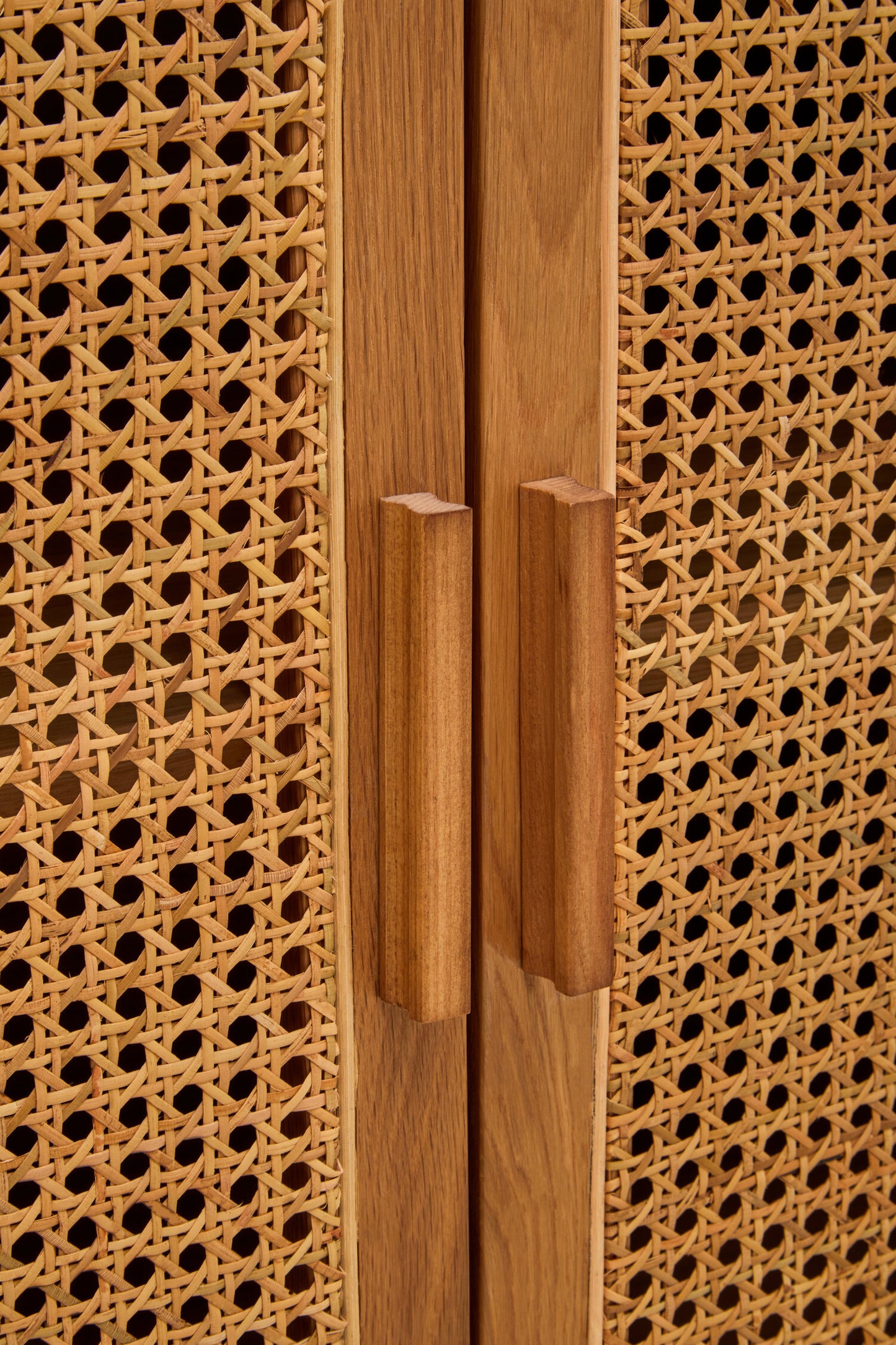 Austin and Oak Wood 4 Door Sideboard