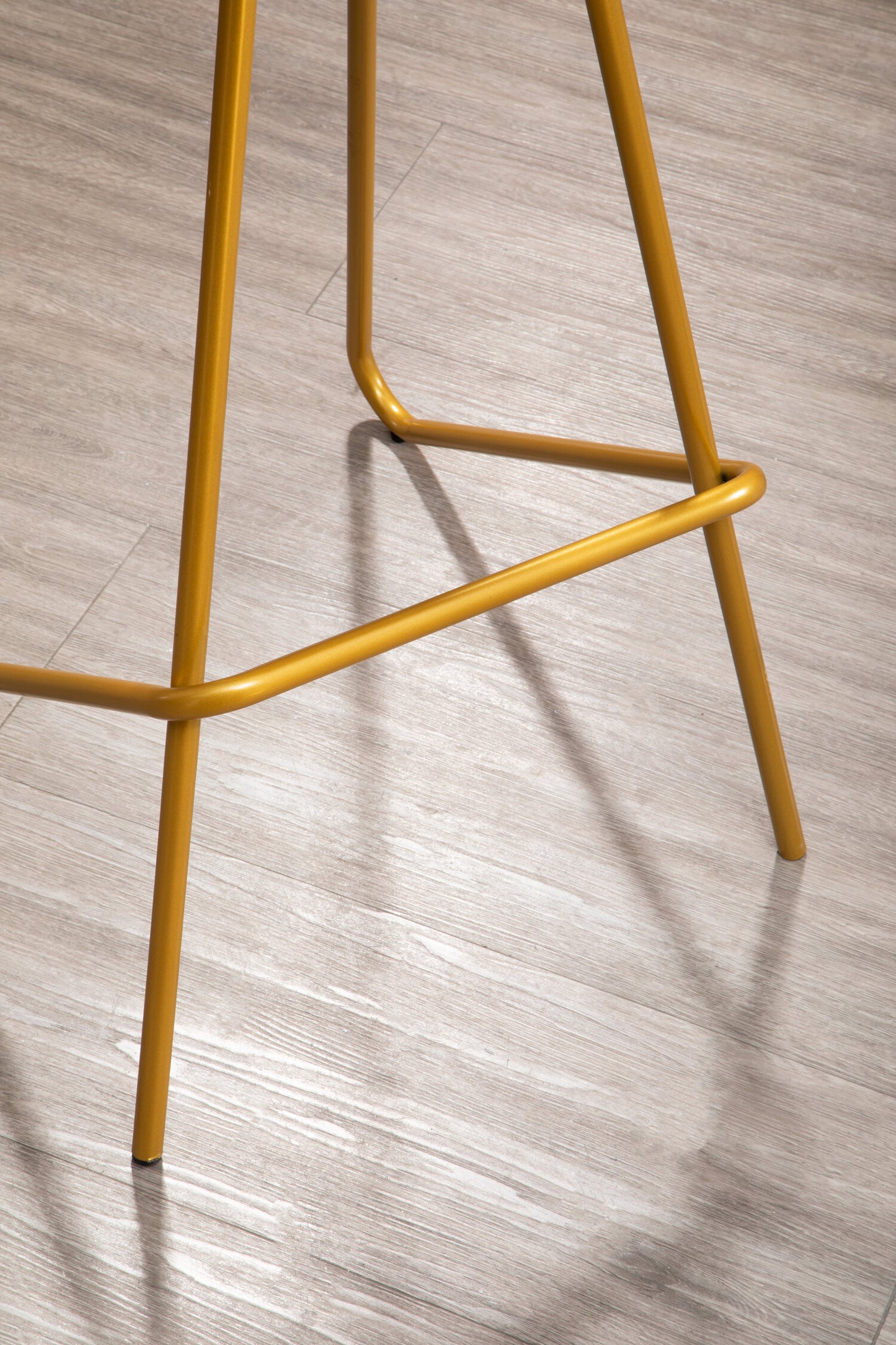 Industrial Elm Wood Bar Stool With Metal Legs