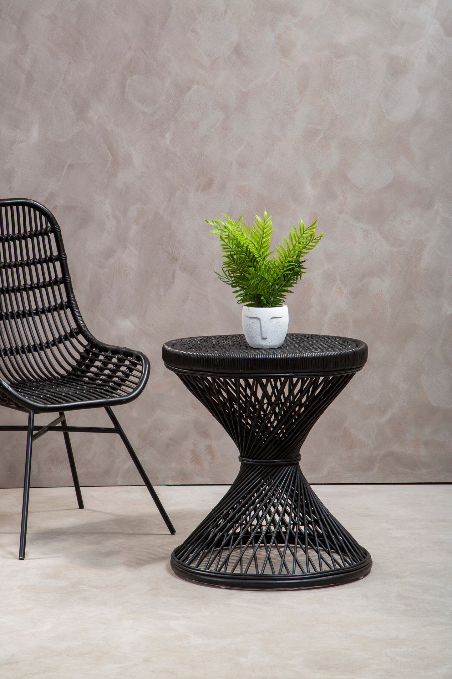 India Black Finish Twisted  Accent Table