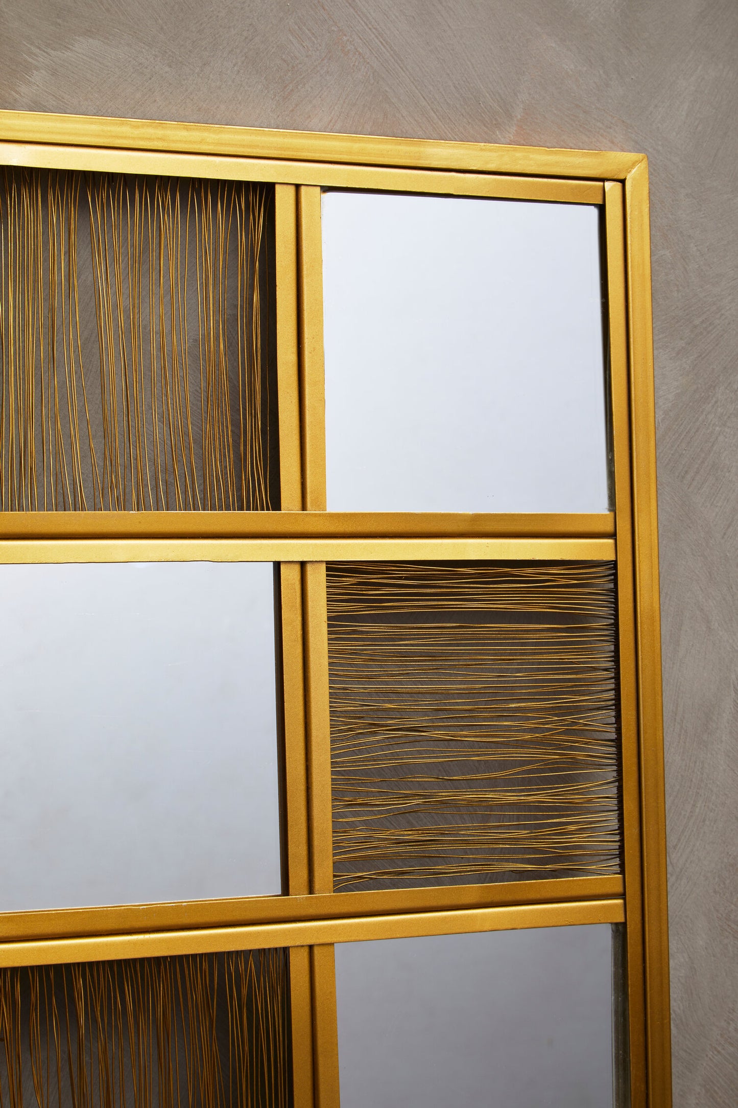 Artemis Gold Wire Wall Mirror