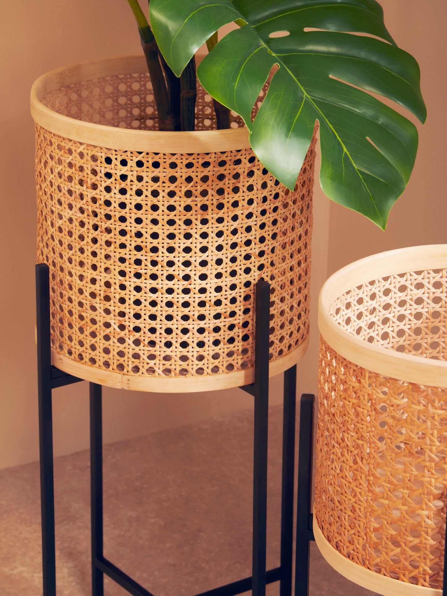 Indy Large Natural Rattan Planter with Metal Stand