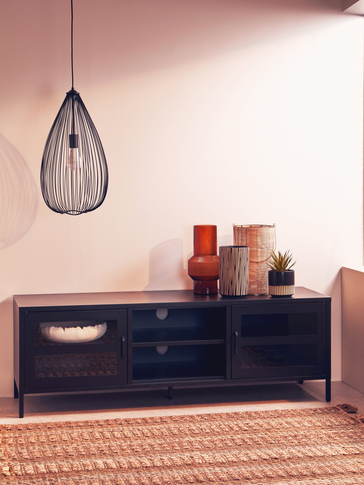 Industrial Black Metal Teardrop Pendant Light