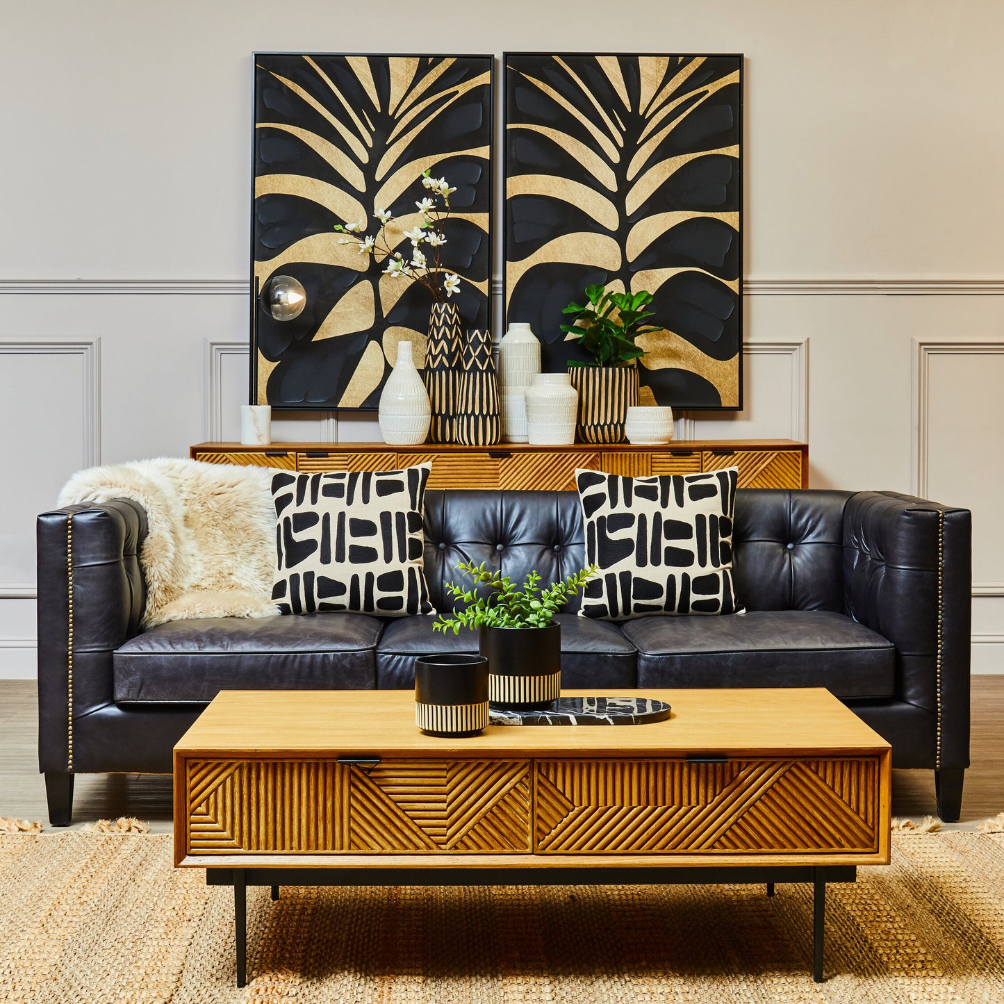 Galleria Canvas Black Leaf Design Wall Art
