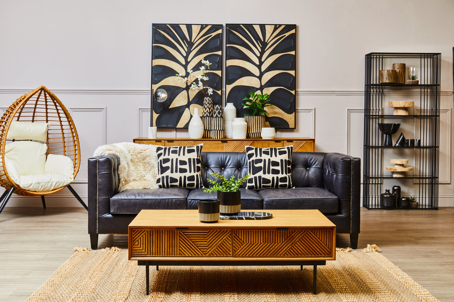 Galleria Canvas Black Leaf Design Wall Art
