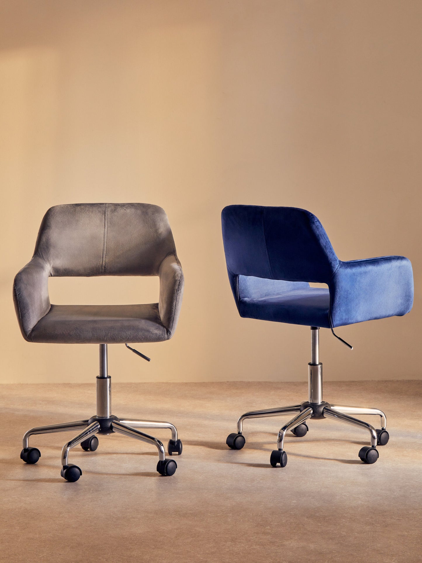 Jaxon Grey Velvet Retro Chrome Office Chair