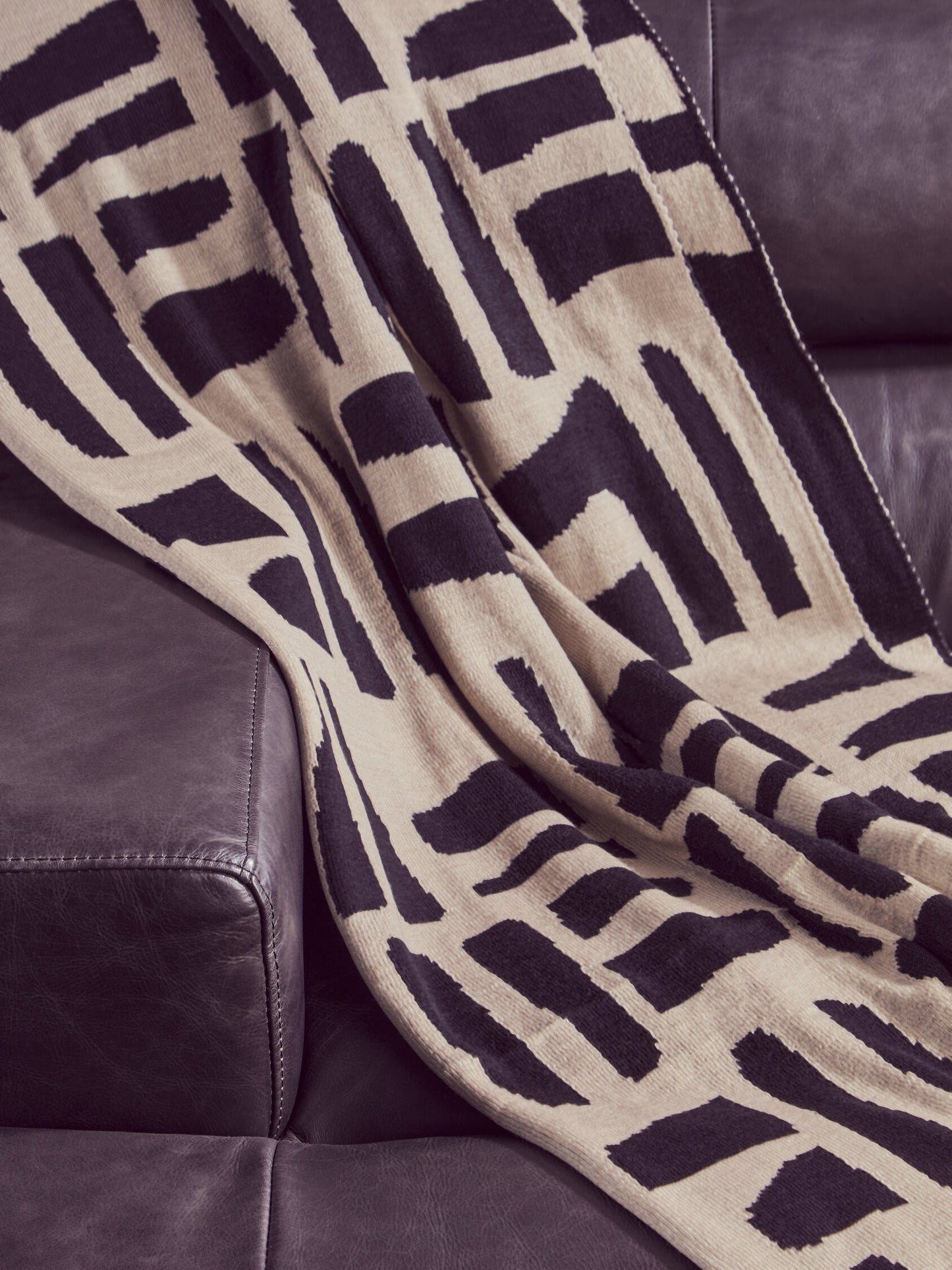 The Edit Natural Black Geometric Throw