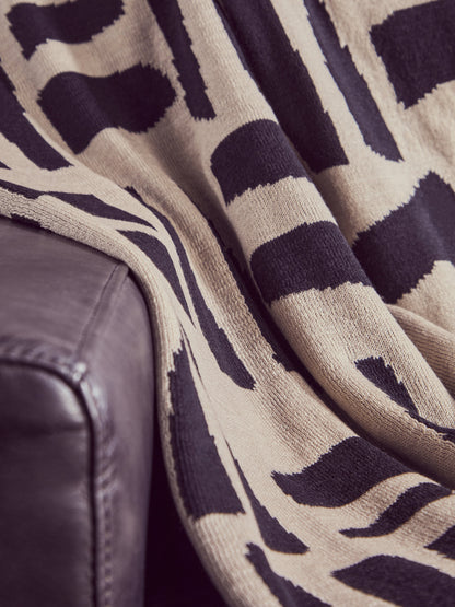The Edit Natural Black Geometric Throw