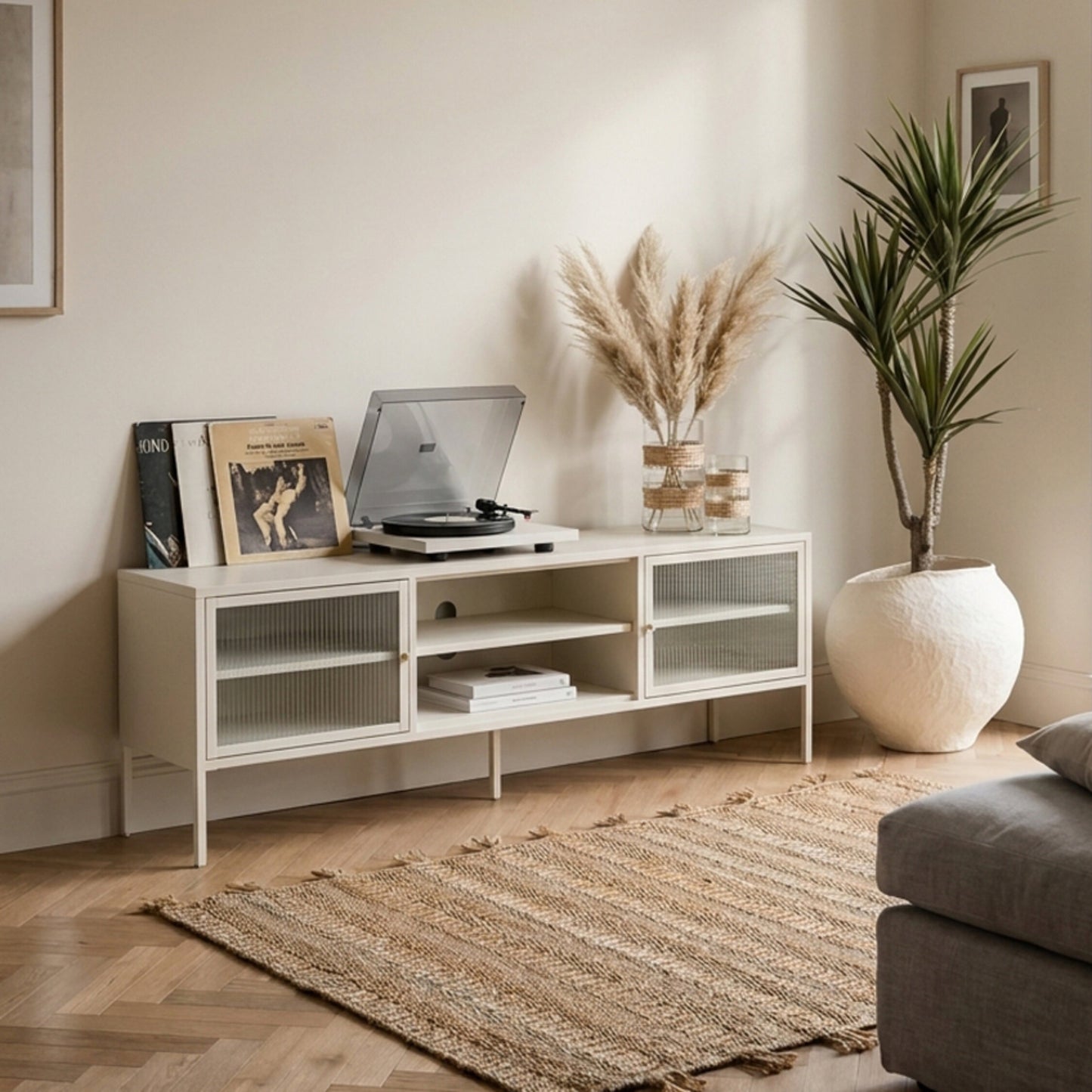 Hudson Warm White Metal Fluted Glass Door TV/Media Unit